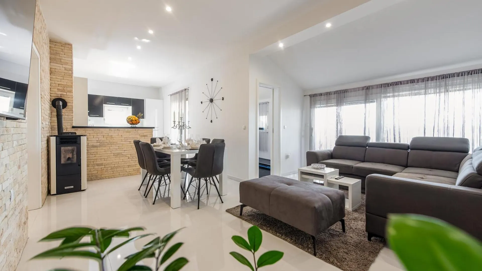 Apartmant Shine Luxury Maslenica 0*,  Κροατία