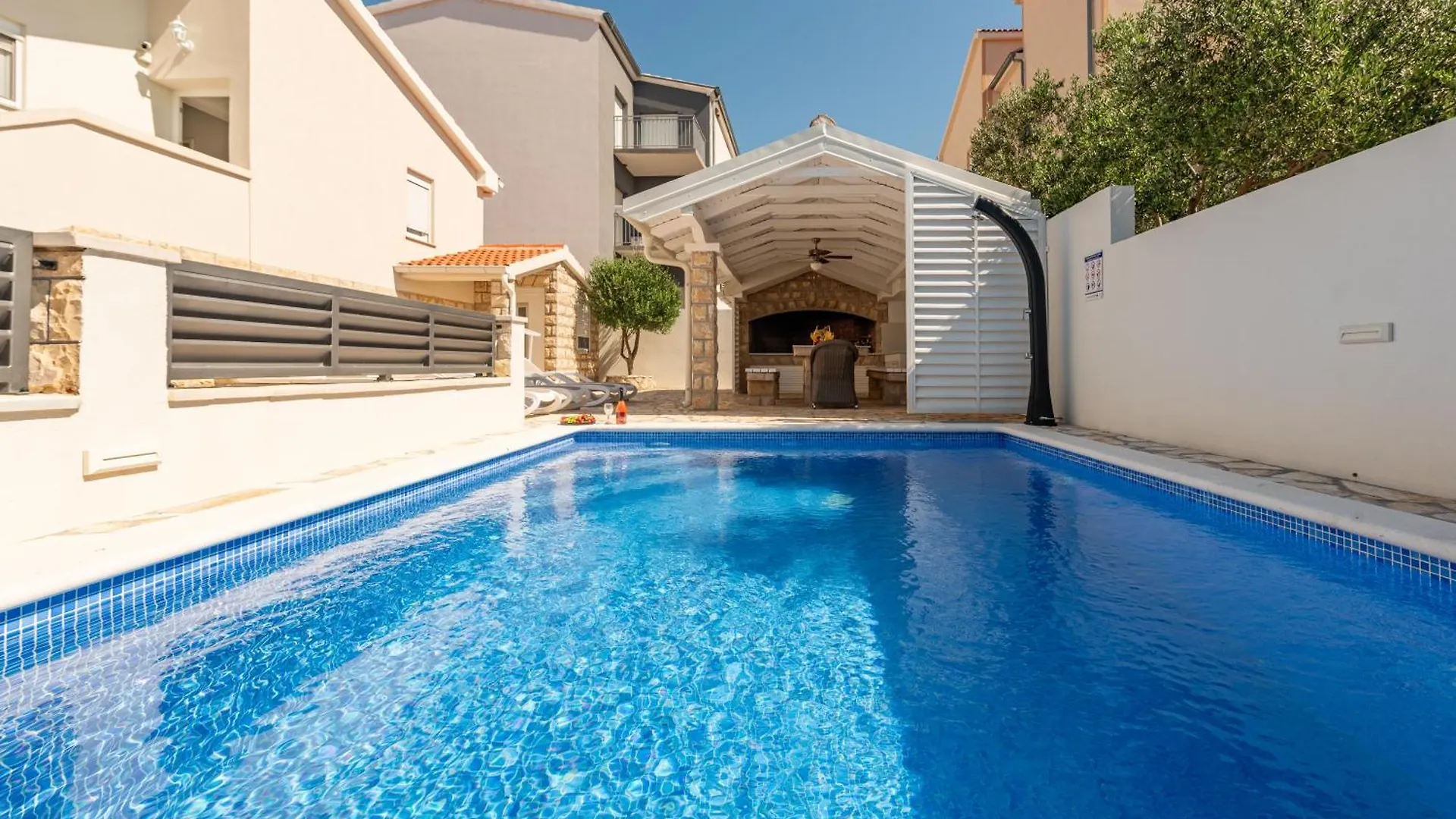 Apartmant Shine Luxury Maslenica